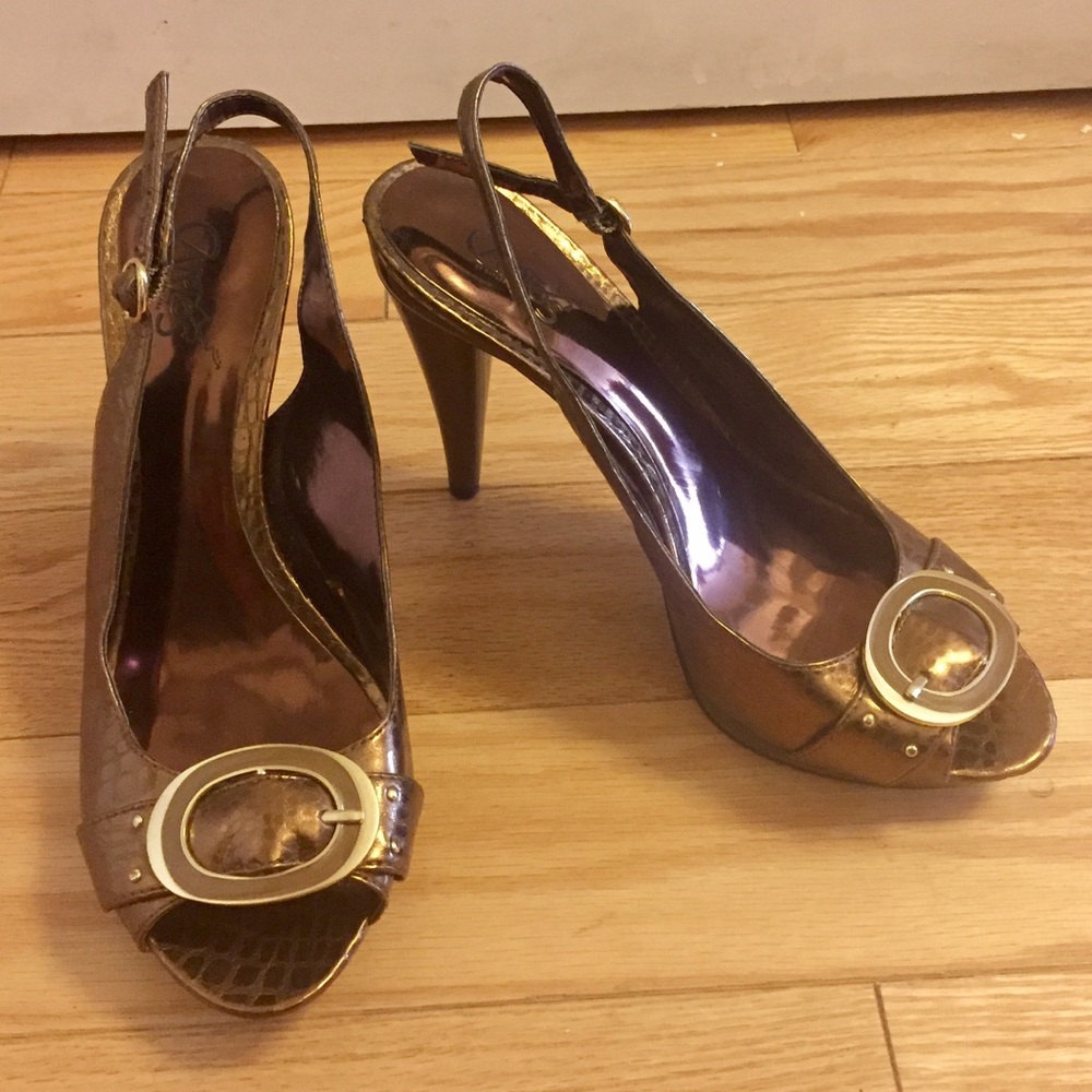 Carlos Santana // Bronze Pumps with Gold Buckle